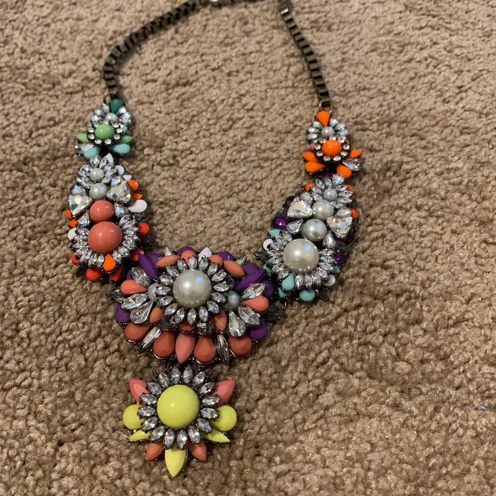Flashy colorful necklace